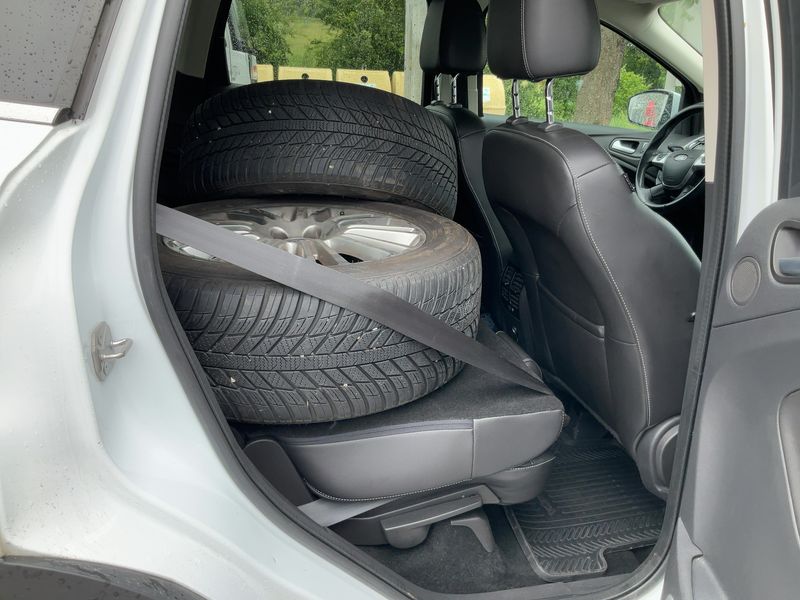 Ford Kuga 1.6 EcoBoost Titanium 2014 – снимка 20