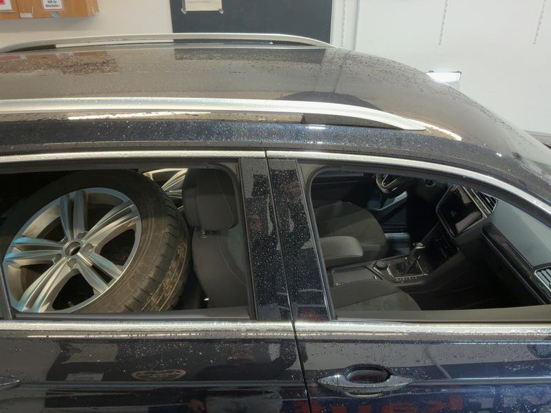 Volkswagen Tiguan 2.0 TDI Elegance 4Motion 2021 – снимка 13