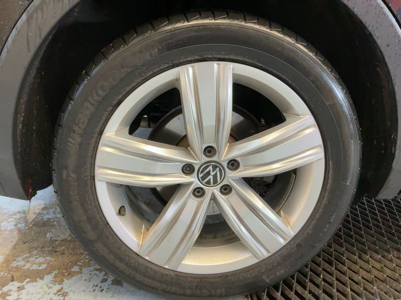 Volkswagen Tiguan 2.0 TDI Elegance 4Motion 2021 – снимка 9