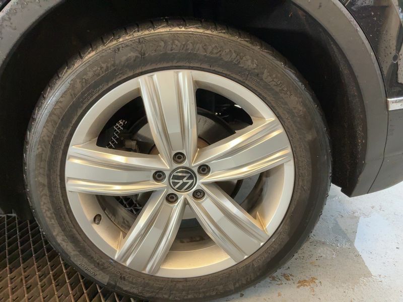 Volkswagen Tiguan 2.0 TDI Elegance 4Motion 2021 – снимка 5