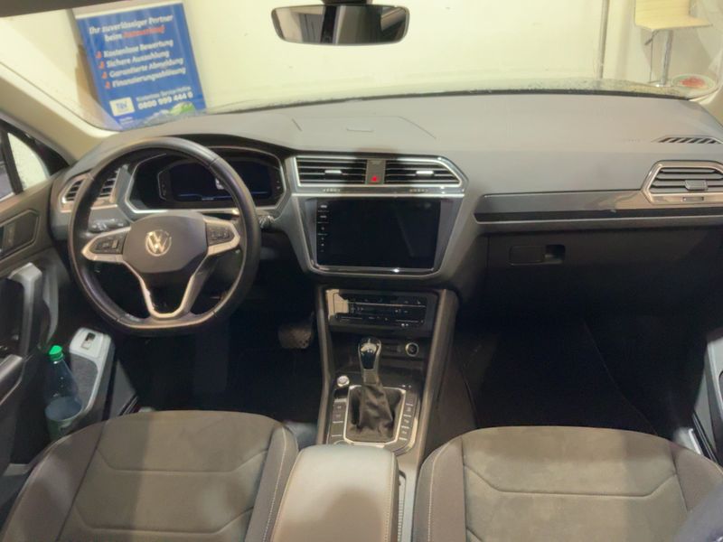 Volkswagen Tiguan 2.0 TDI Elegance 4Motion 2021 – снимка 18