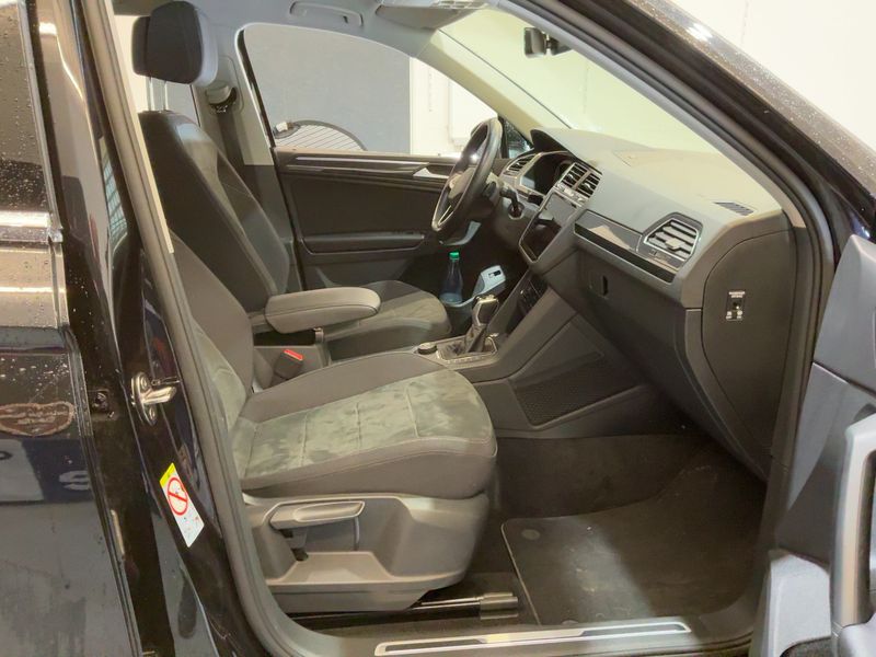 Volkswagen Tiguan 2.0 TDI Elegance 4Motion 2021 – снимка 17
