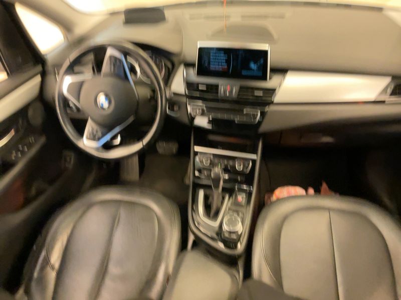 BMW 2er 220i Active Tourer 2015 – снимка 18