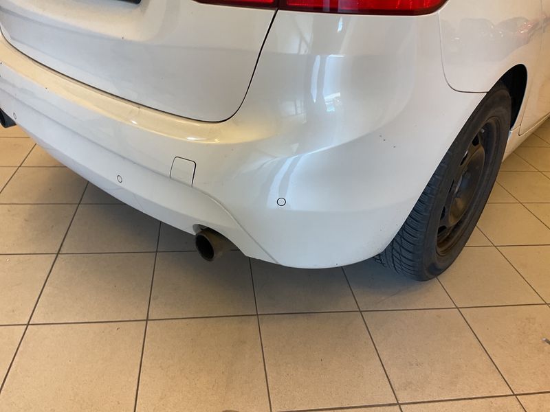 BMW 2er 220i Active Tourer 2015 – снимка 32