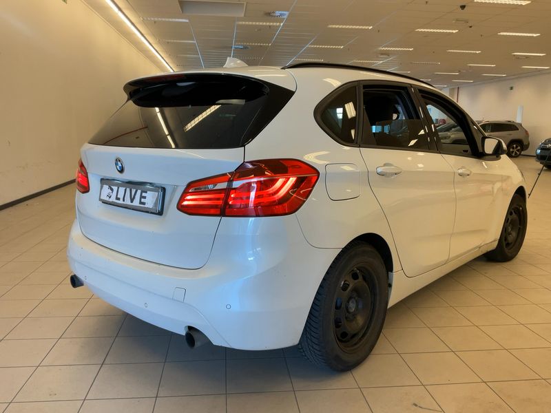BMW 2er 220i Active Tourer 2015 – снимка 8