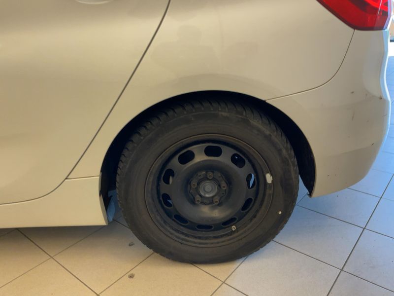 BMW 2er 220i Active Tourer 2015 – снимка 5