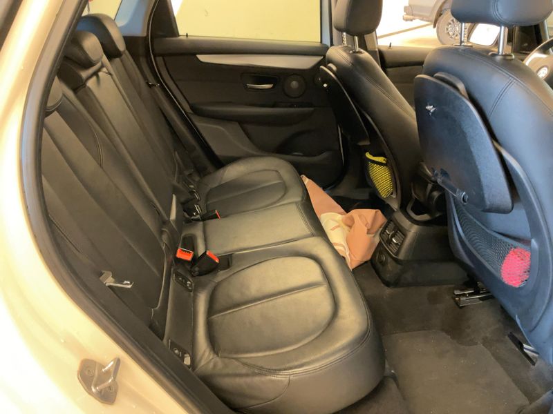 BMW 2er 220i Active Tourer 2015 – снимка 20