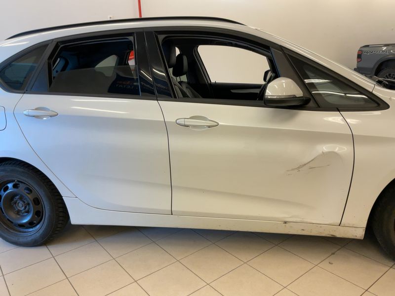 BMW 2er 220i Active Tourer 2015 – снимка 10
