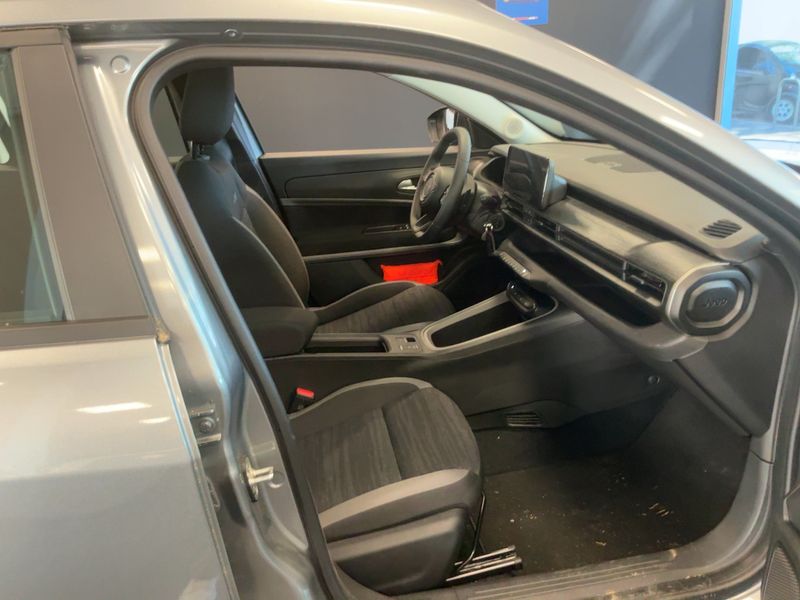 Jeep Avenger 1.2 T3 Mild-Hybrid Longitude 2024 – снимка 16