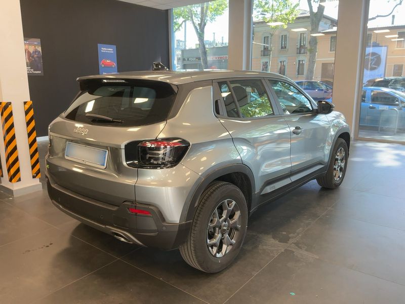 Jeep Avenger 1.2 T3 Mild-Hybrid Longitude 2024 – снимка 8