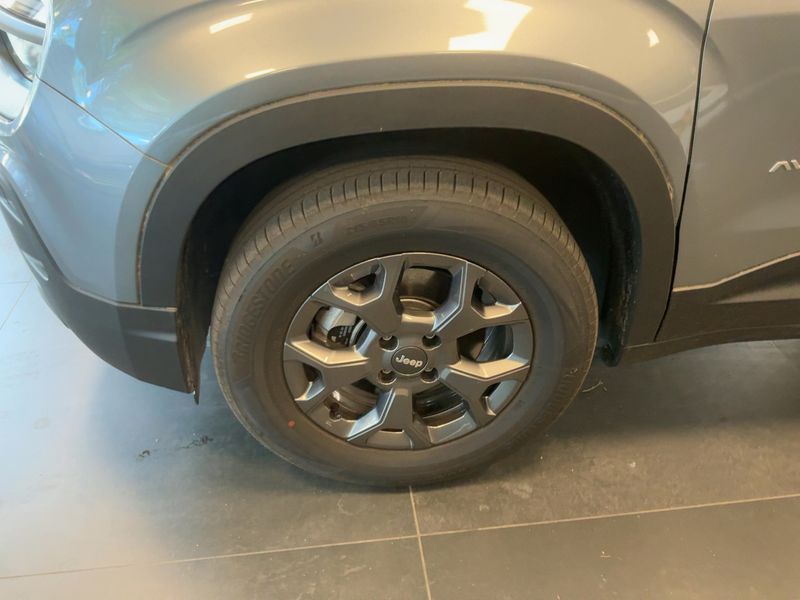 Jeep Avenger 1.2 T3 Mild-Hybrid Longitude 2024 – снимка 3