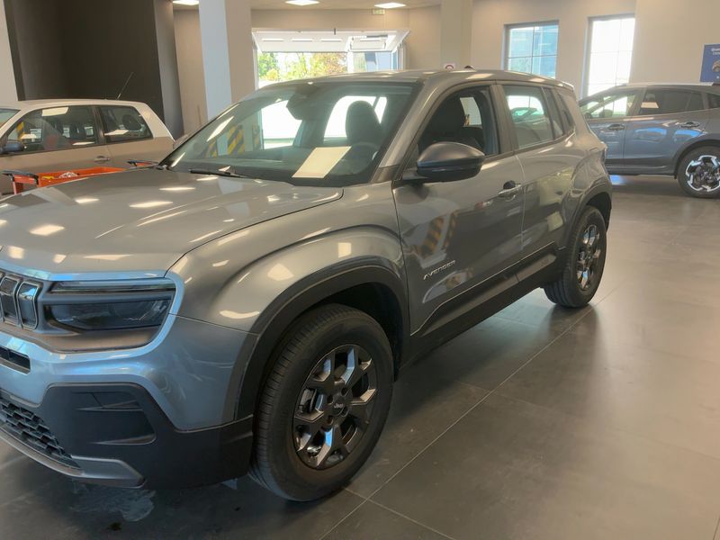 Jeep Avenger 1.2 T3 Mild-Hybrid Longitude 2024 – снимка 2