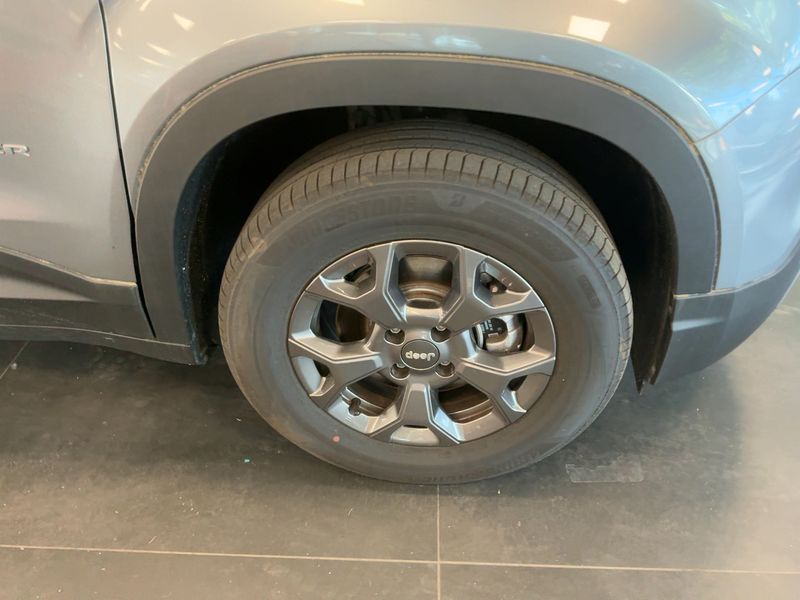 Jeep Avenger 1.2 T3 Mild-Hybrid Longitude 2024 – снимка 11