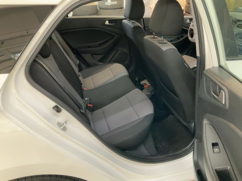 Hyundai i20 1.0 TGDI Trend Blue 2019 – снимка 19