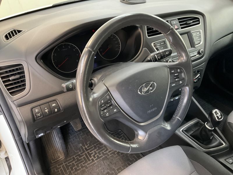 Hyundai i20 1.0 TGDI Trend Blue 2019 – снимка 23