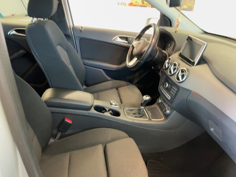 Mercedes-Benz B-Klasse B 160 CDI Style 2015 – снимка 16