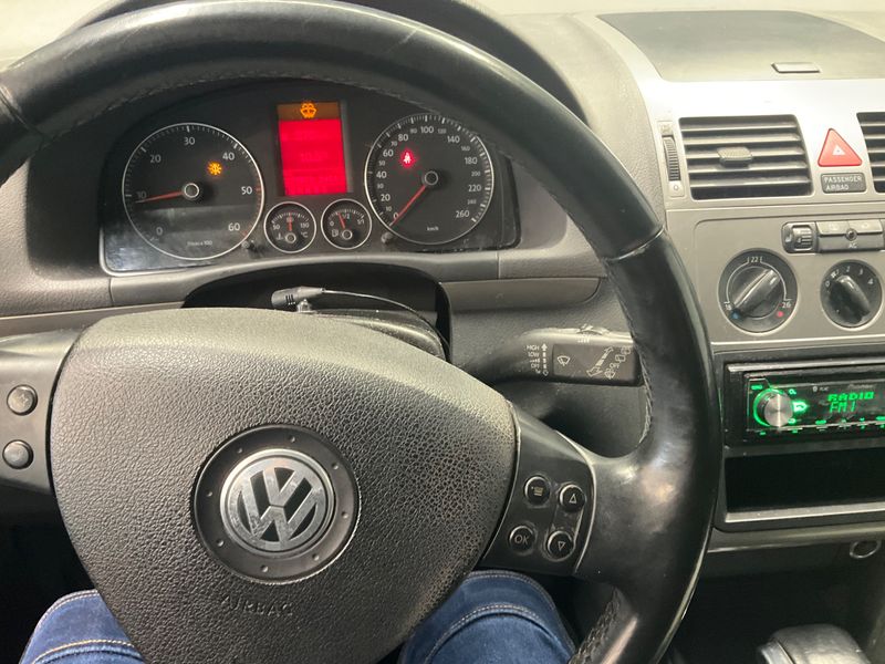 Volkswagen Touran 2.0 TDI Freestyle 2009 – снимка 4