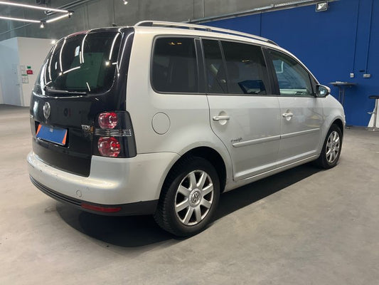 Volkswagen Touran 2.0 TDI Freestyle 2009 – снимка 2