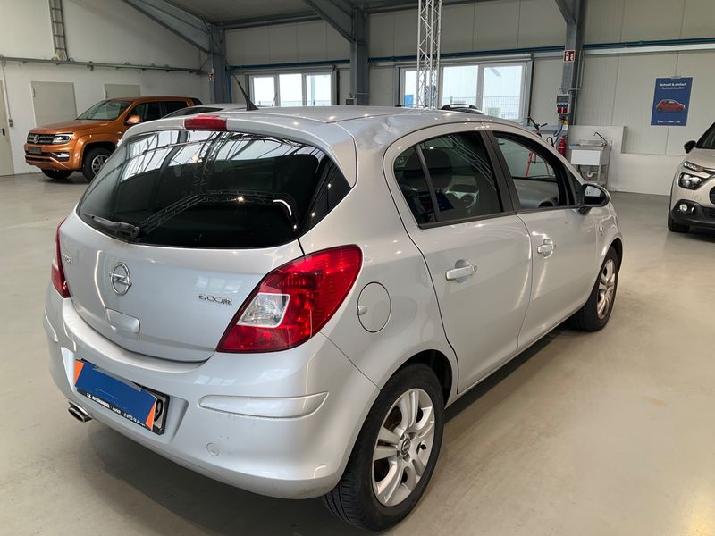 Opel Corsa 1.2 150 Jahre Opel 2012 – снимка 2