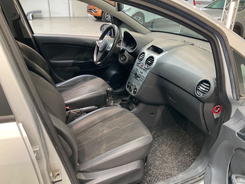 Opel Corsa 1.2 150 Jahre Opel 2012 – снимка 3