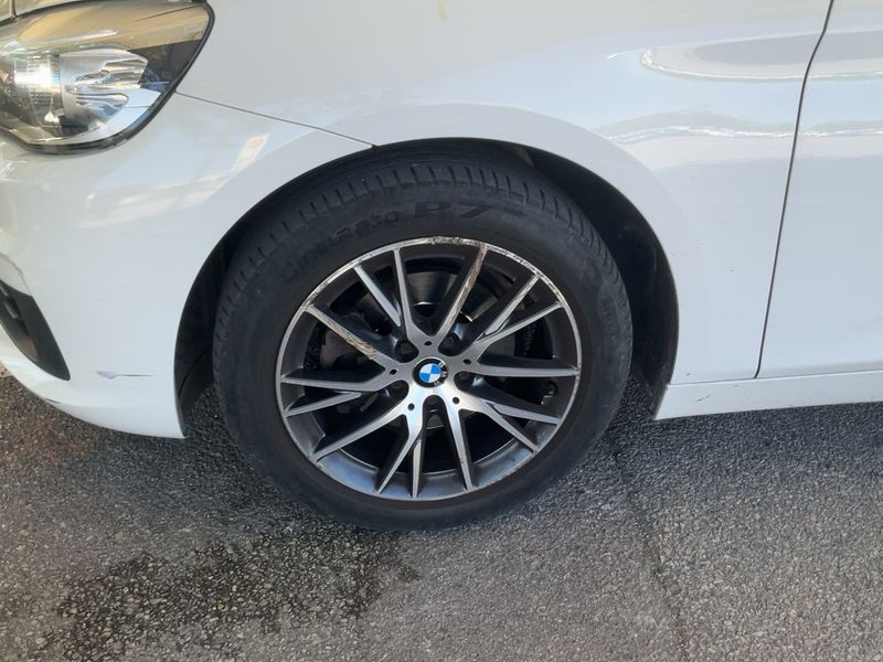 BMW 2er 218d Active Tourer Basis 2015 – снимка 3