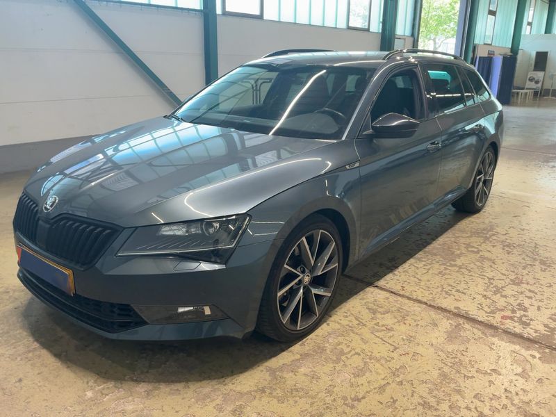 Skoda Superb 2.0 TSI SportLine 4x4 2017 – снимка 1
