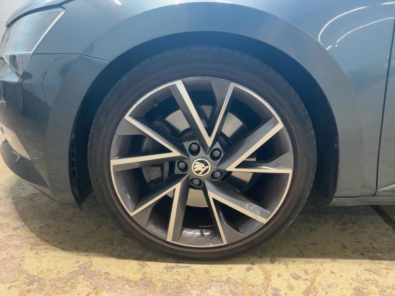 Skoda Superb 2.0 TSI SportLine 4x4 2017 – снимка 3