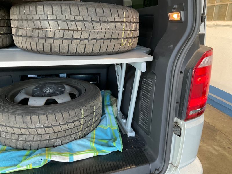 Volkswagen T6 Multivan 2.0 TDI Comfortline 2016 – снимка 22