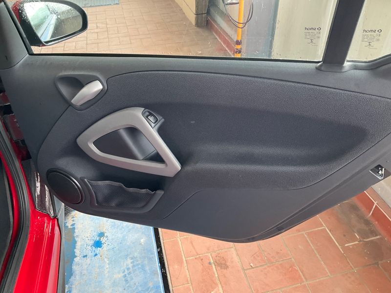 Smart fortwo electric drive 55 kW Electric drive Standard 2016 – снимка 27