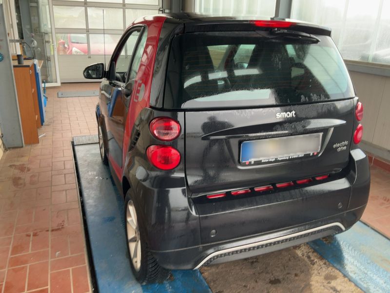 Smart fortwo electric drive 55 kW Electric drive Standard 2016 – снимка 6