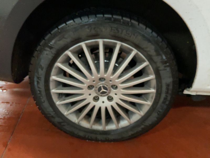 Mercedes-Benz Vito 119 CDI RWD lang 2023 – снимка 9