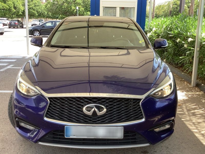 Infiniti Q30 2.2 Diesel 2016 – снимка 14