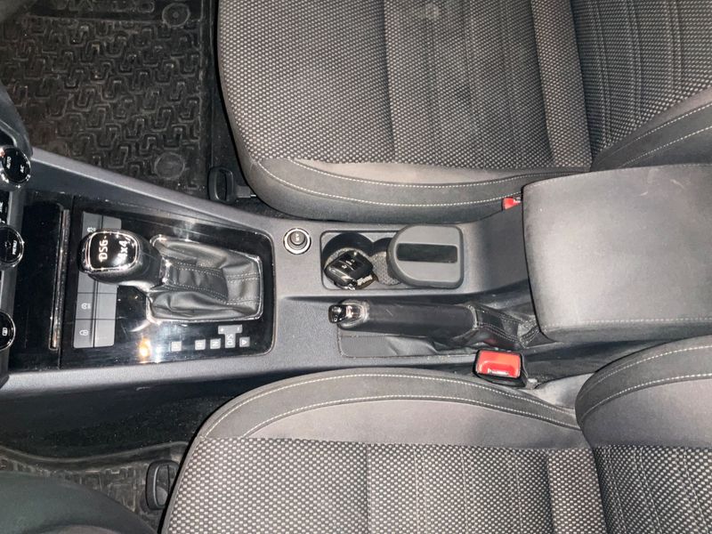 Skoda Octavia 2.0 TDI Scout 4x4 2019 – снимка 29