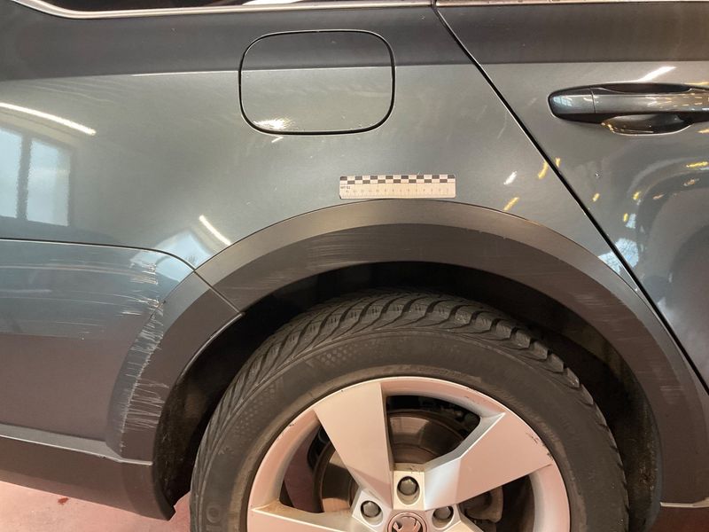 Skoda Octavia 2.0 TDI Scout 4x4 2019 – снимка 23