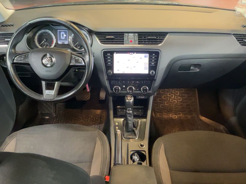 Skoda Octavia 2.0 TDI Scout 4x4 2019 – снимка 17