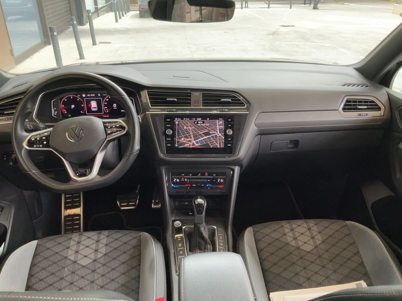 Volkswagen Tiguan Allspace 2.0 TDI R-Line 2022 – снимка 17
