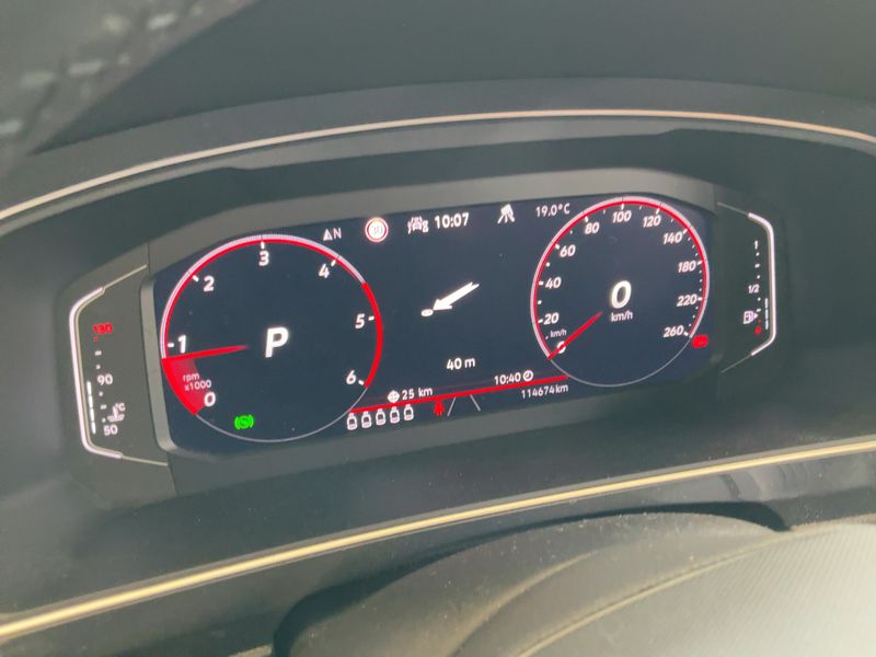 Volkswagen Tiguan Allspace 2.0 TDI R-Line 2022 – снимка 18