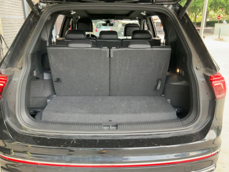 Volkswagen Tiguan Allspace 2.0 TDI R-Line 2022 – снимка 15