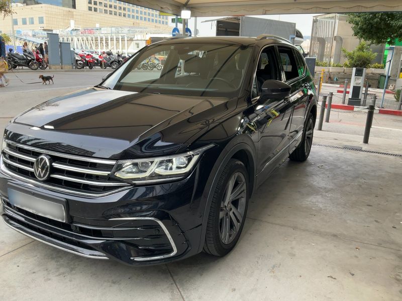 Volkswagen Tiguan Allspace 2.0 TDI R-Line 2022 – снимка 2