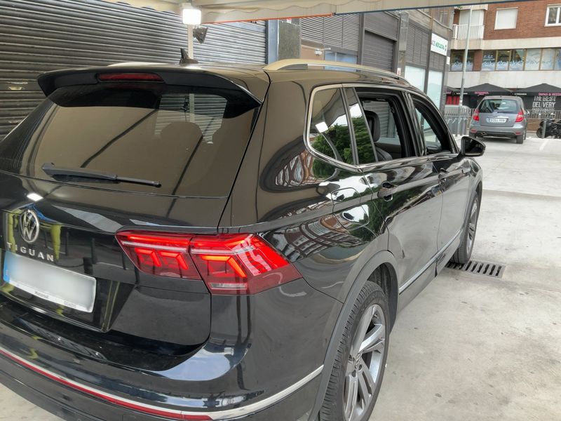 Volkswagen Tiguan Allspace 2.0 TDI R-Line 2022 – снимка 8