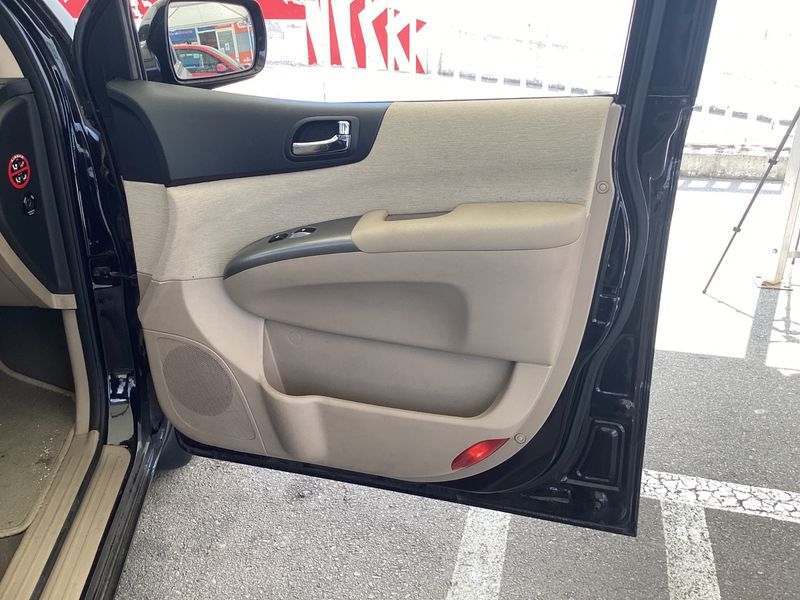 Kia Carnival 2.9 CRDi VGT Active 2009 – снимка 31