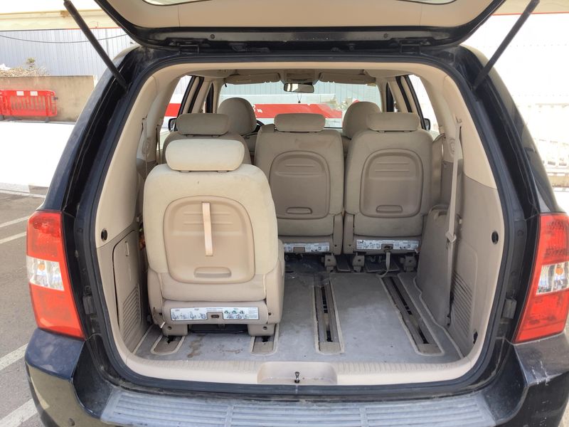 Kia Carnival 2.9 CRDi VGT Active 2009 – снимка 15