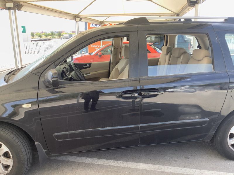Kia Carnival 2.9 CRDi VGT Active 2009 – снимка 4