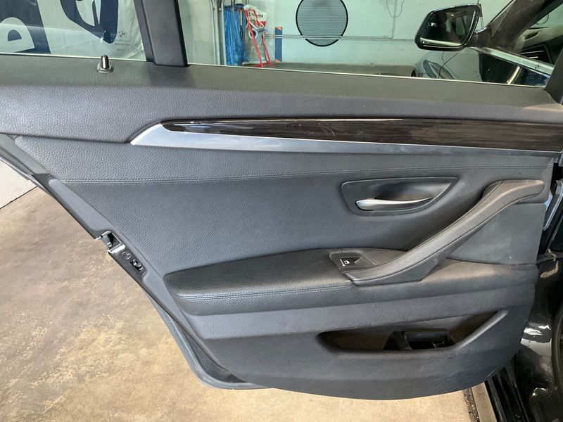 BMW 5er 530d 2011 – снимка 32