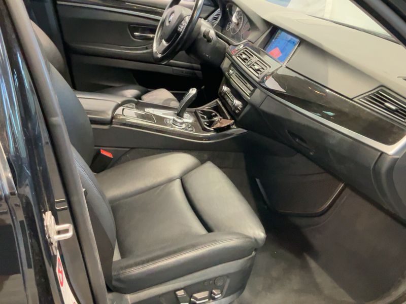 BMW 5er 530d 2011 – снимка 11