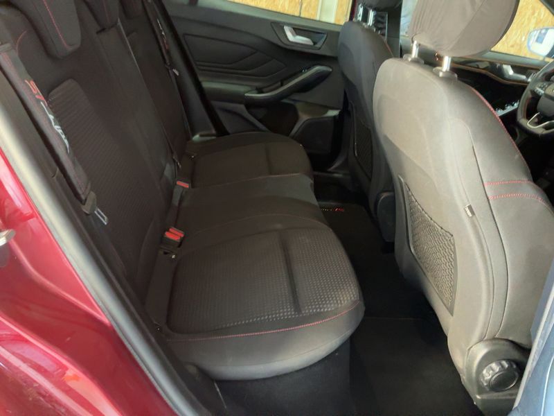 Ford Focus 1.5 EcoBoost ST-Line 2020 – снимка 19