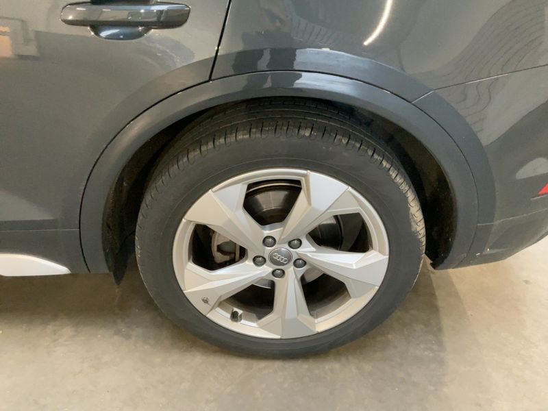 Audi Q5 35 TDI Mild-Hybrid advanced 2023 – снимка 5