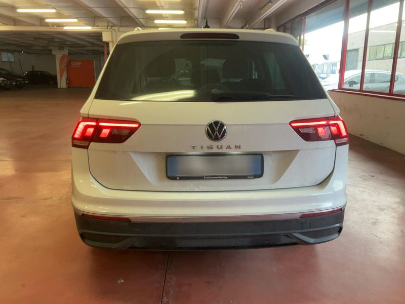 Volkswagen Tiguan 2.0 TDI Life 2022 – снимка 7