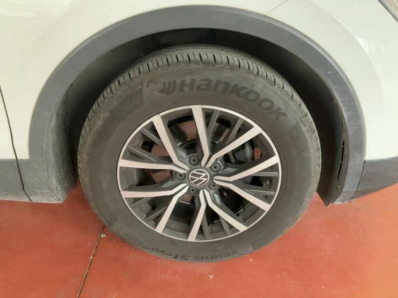 Volkswagen Tiguan 2.0 TDI Life 2022 – снимка 11