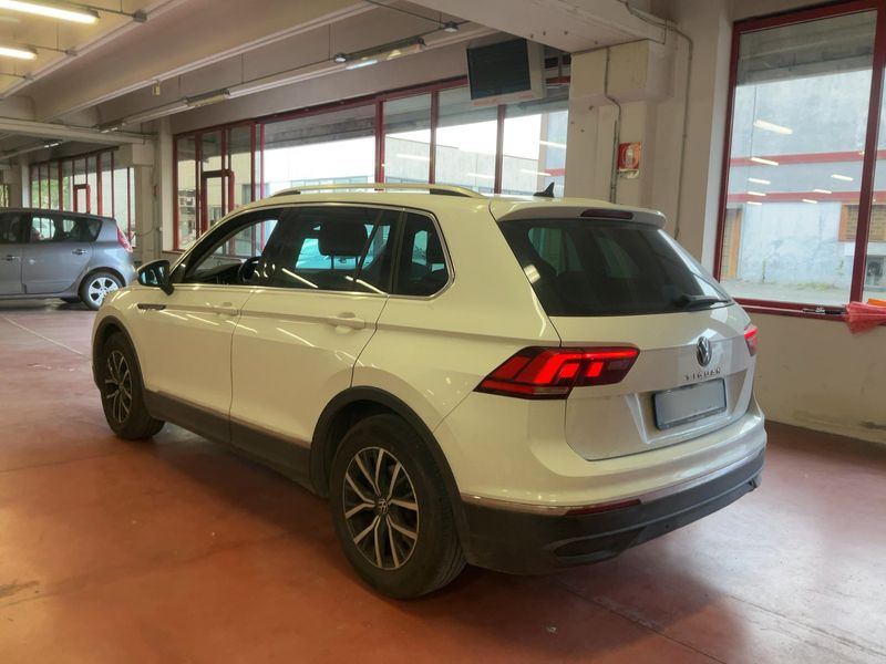 Volkswagen Tiguan 2.0 TDI Life 2022 – снимка 6